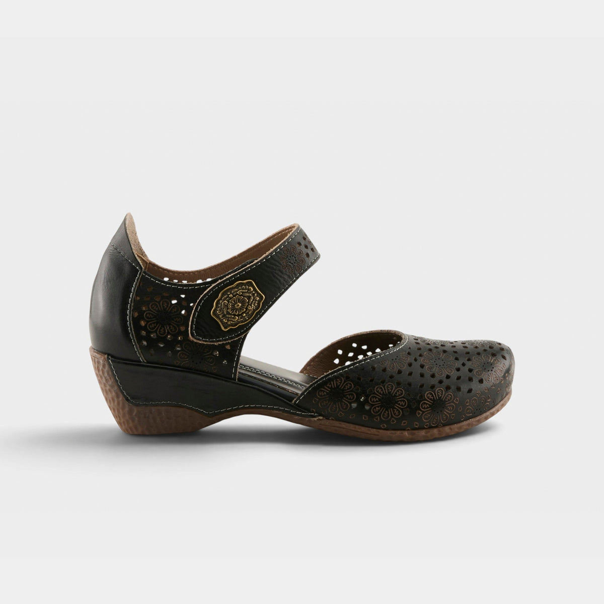 L'ARTISTE AMERICANA SHOES