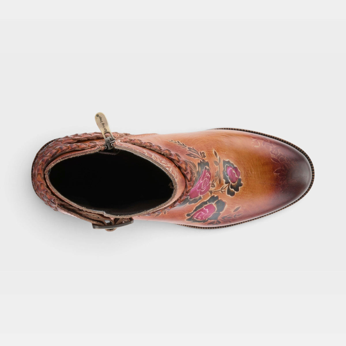 L'ARTISTE ACROSS BOOTS