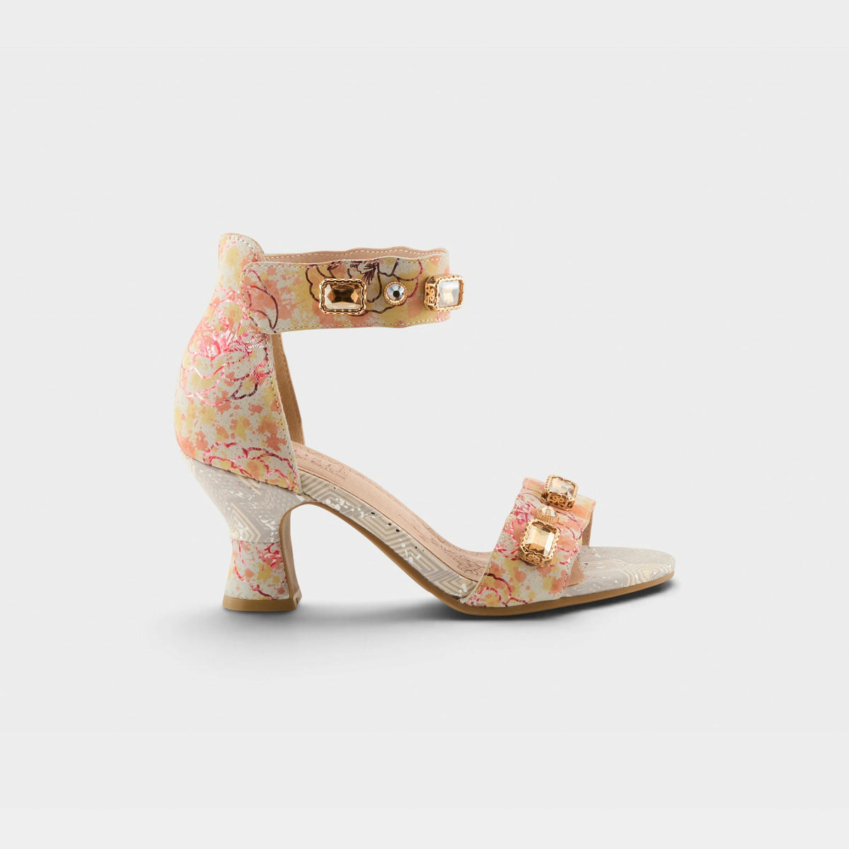 L'ARTISTE AQUAVELVA SANDALS
