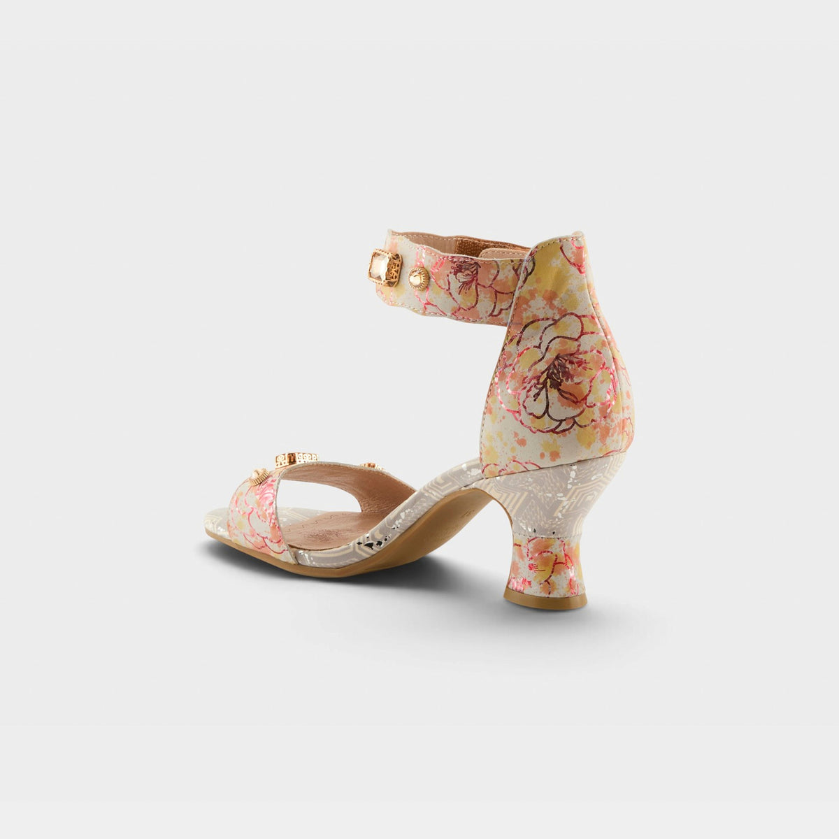L'ARTISTE AQUAVELVA SANDALS