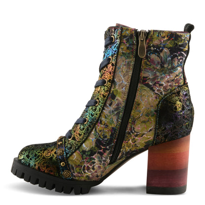 L'ARTISTE BUTOFCOURSE BOOTS
