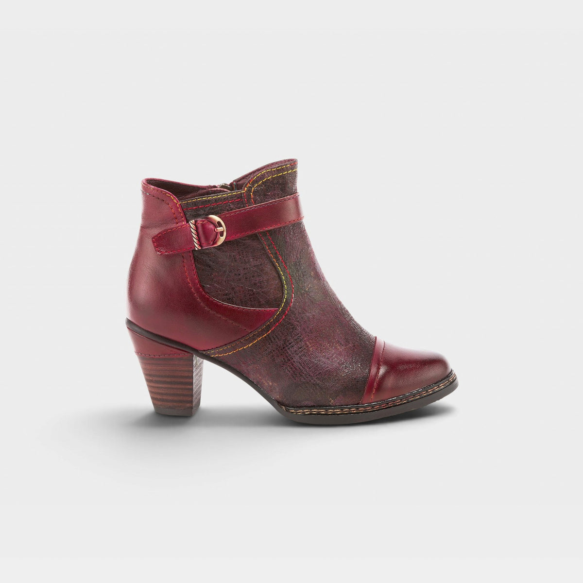 L'ARTISTE CAPTIVATE BOOTIES