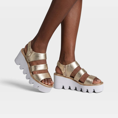 AZURA CORRIGATE SANDALS