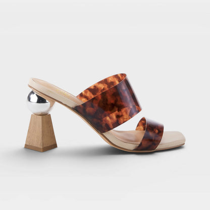 AZURA DASHING SANDALS