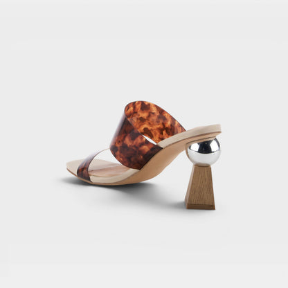 AZURA DASHING SANDALS