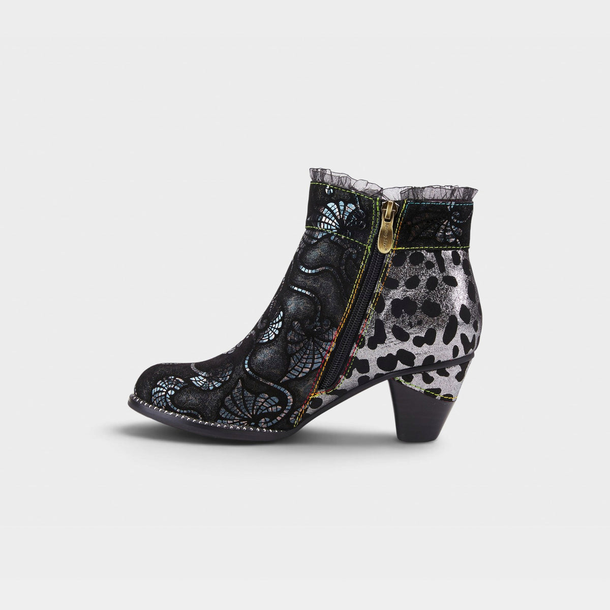 L'ARTISTE DESSA BOOTIE