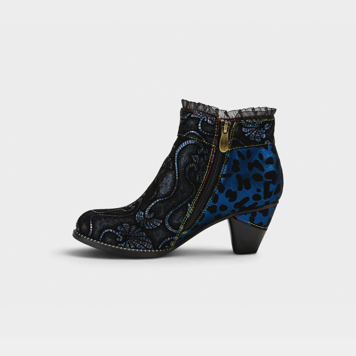 L'ARTISTE DESSA BOOTIE