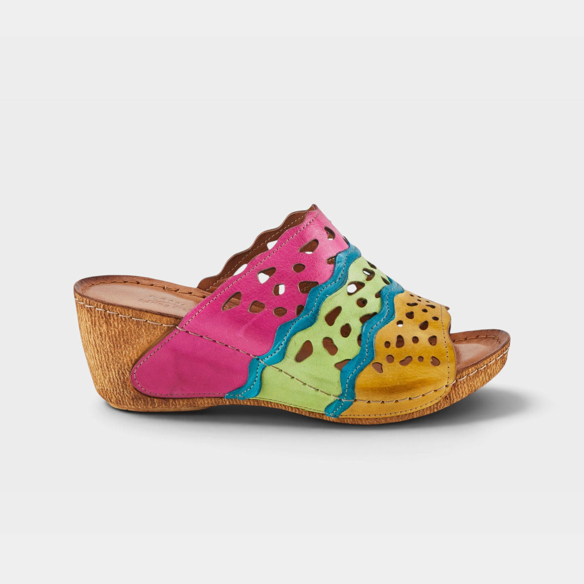 SPRING STEP FOOTY SANDAL