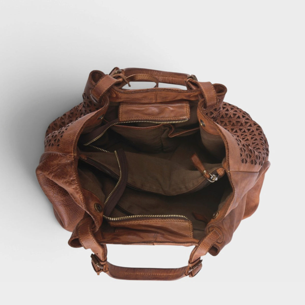 L'ARTISTE HB-CINCH HANDBAG