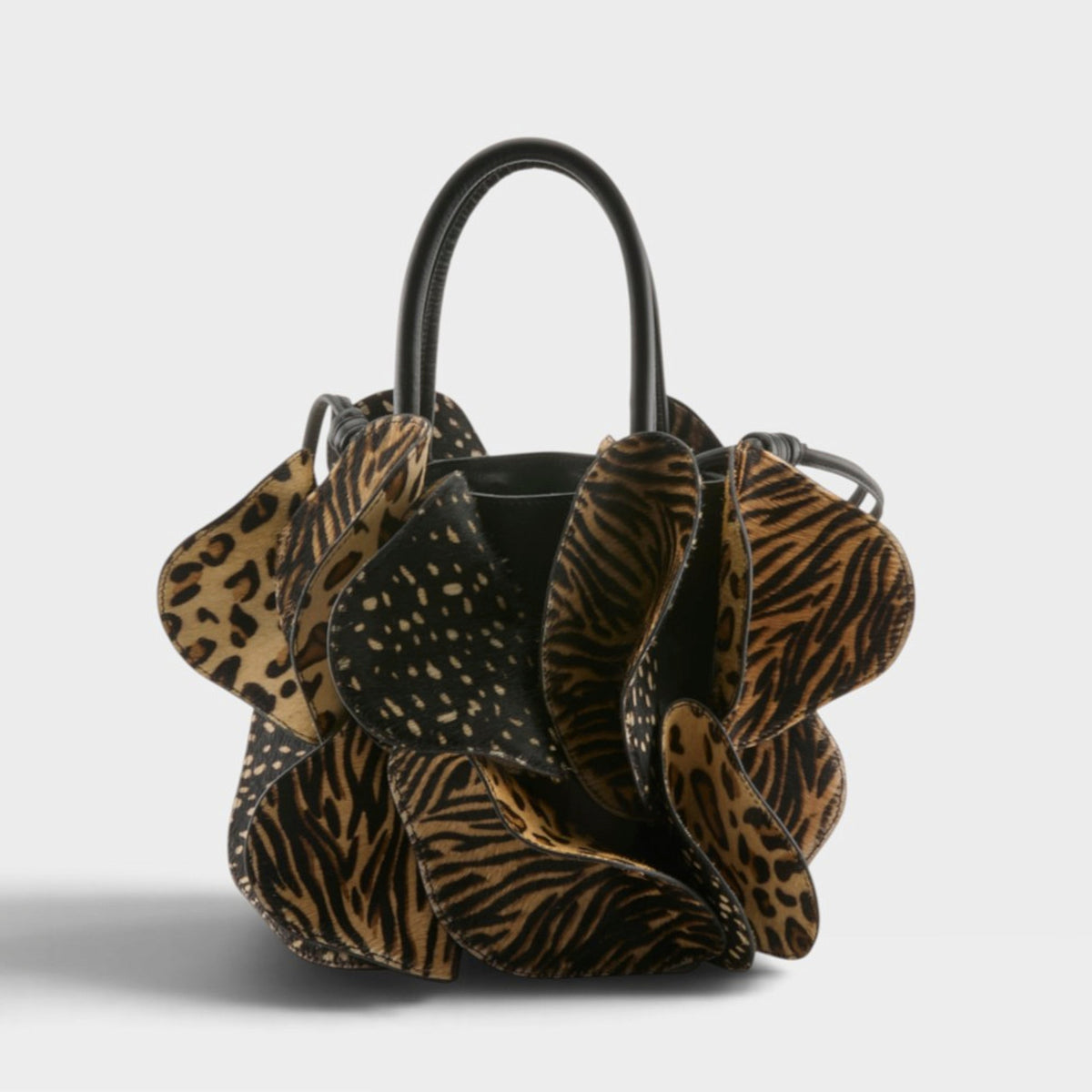 L'ARTISTE HB-FLUTTER HANDBAG