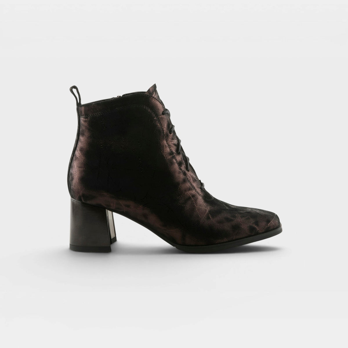 AZURA LACEMEUP BOOTS