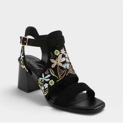 AZURA ROMANTIC SANDALS