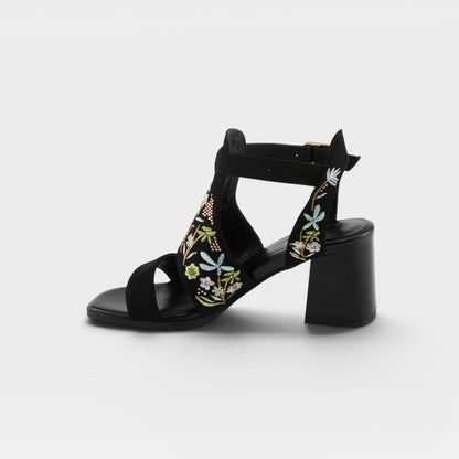 AZURA ROMANTIC SANDALS