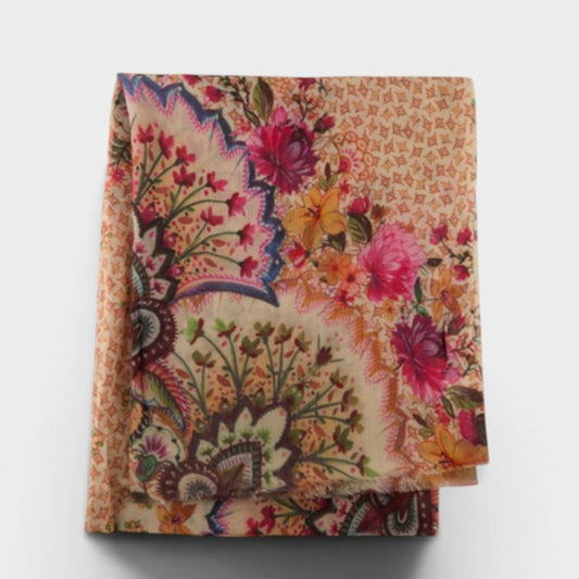 L'ARTISTE XAVIERA SCARF