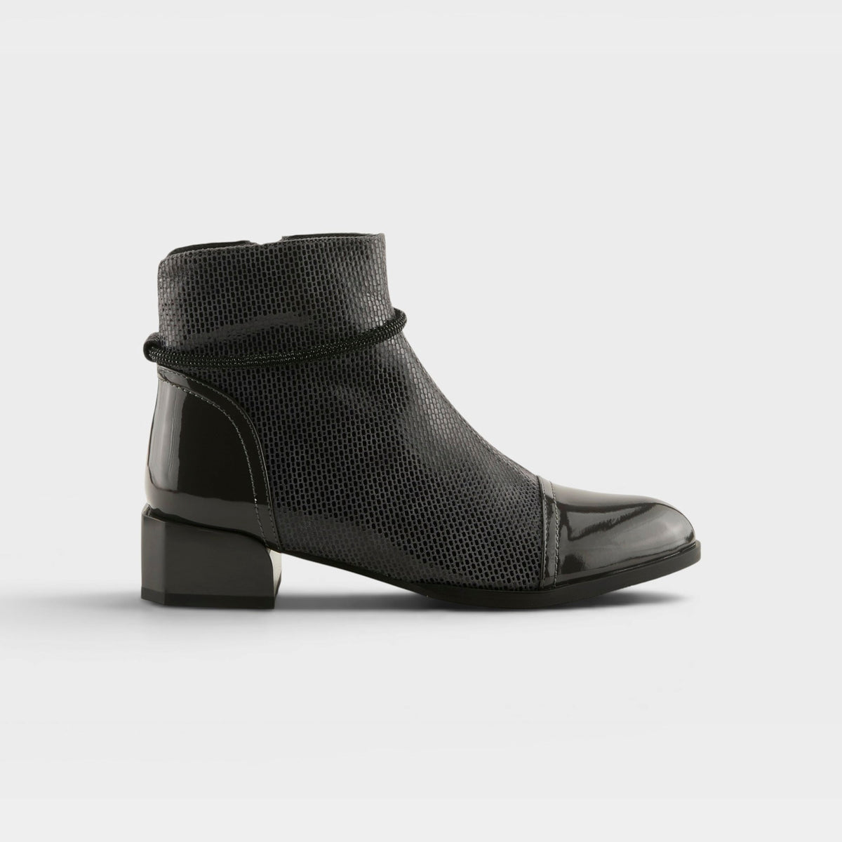 AZURA SHELBI BOOTS