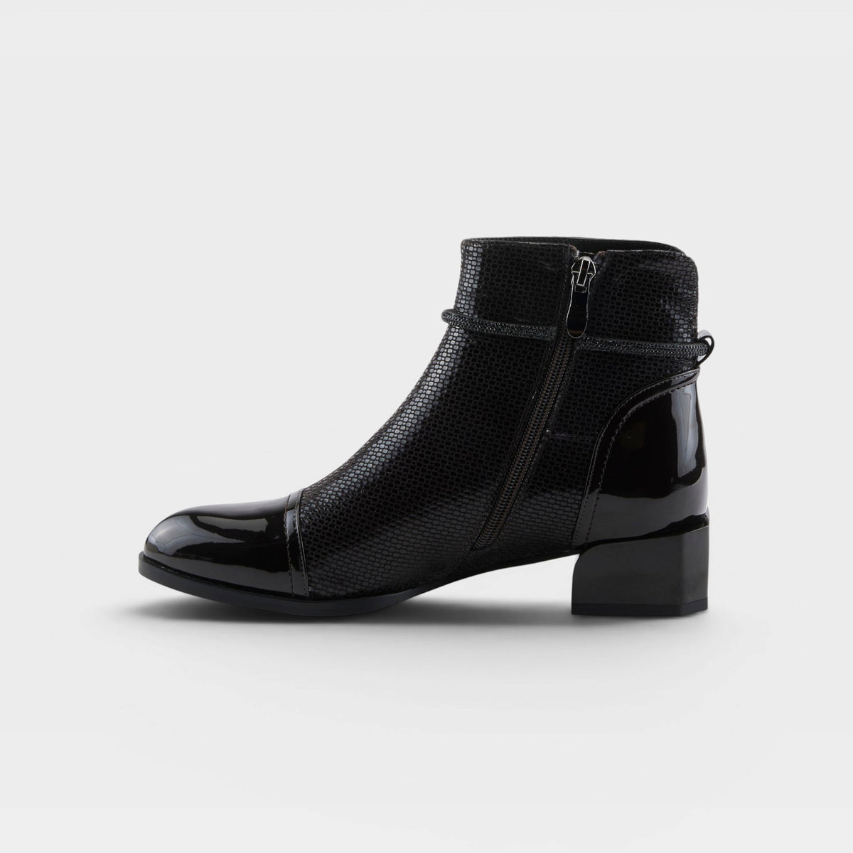 AZURA SHELBI BOOTS