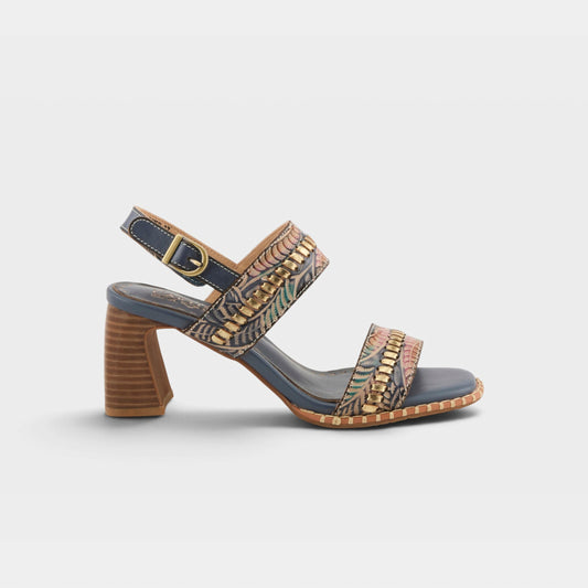 L'ARTISTE STARSTUD SANDALS
