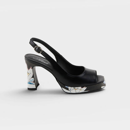 AZURA STATURE SANDALS