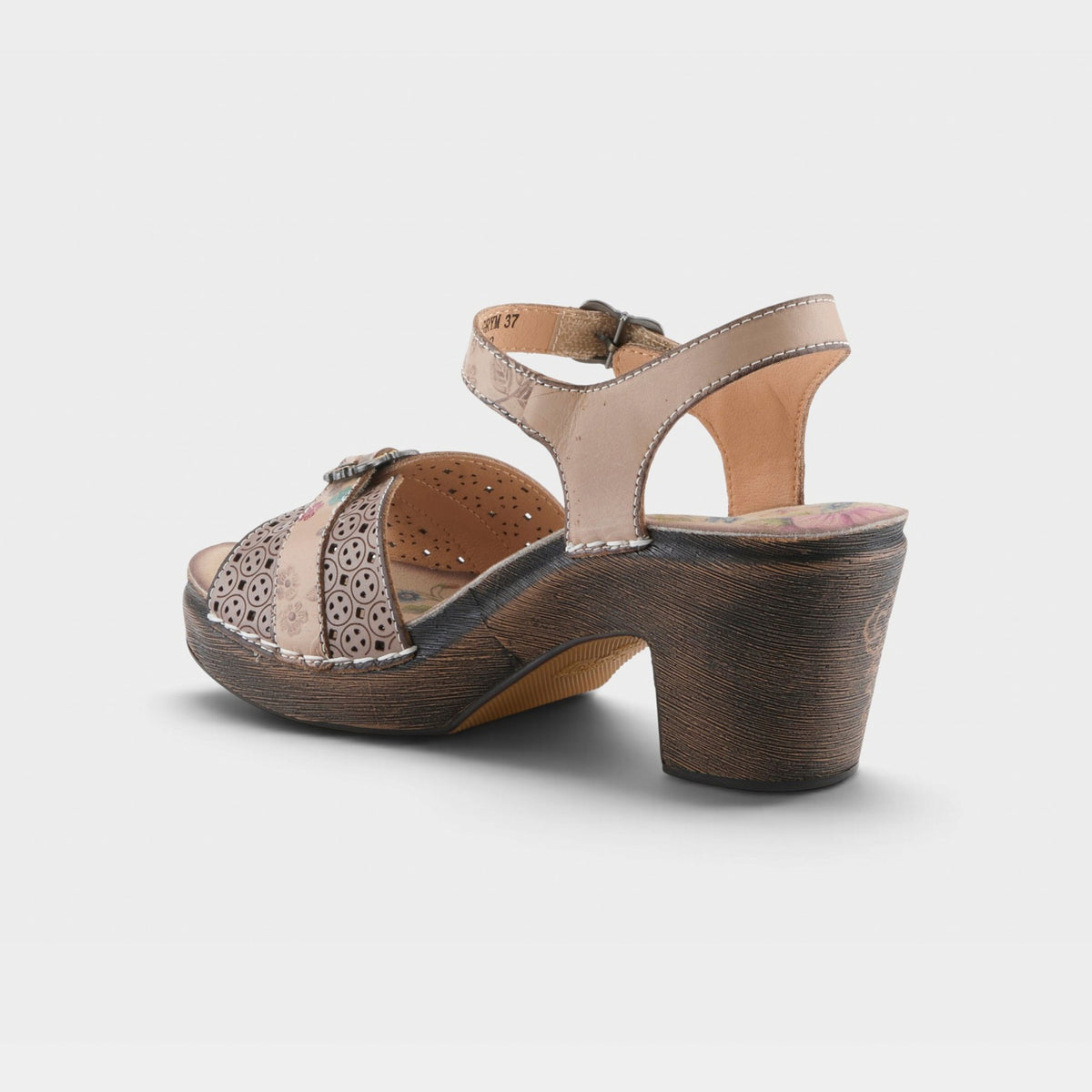 L'ARTISTE UPPERBUCK SANDALS