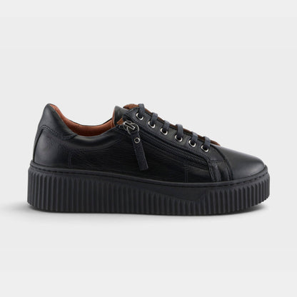 SPRING STEP VIBE SNEAKERS