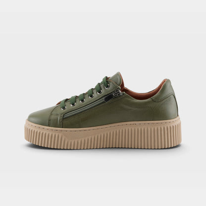 SPRING STEP VIBE SNEAKERS